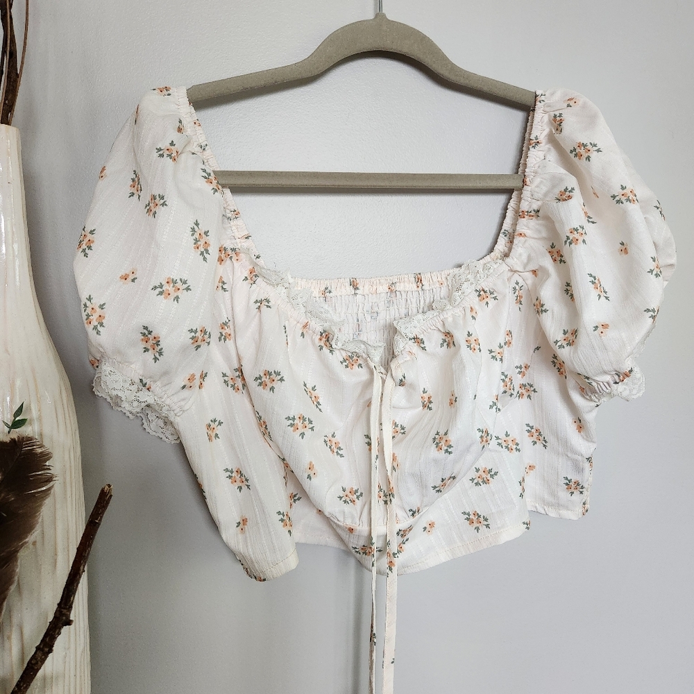 Milk Maid Crop top Puff Sleeve